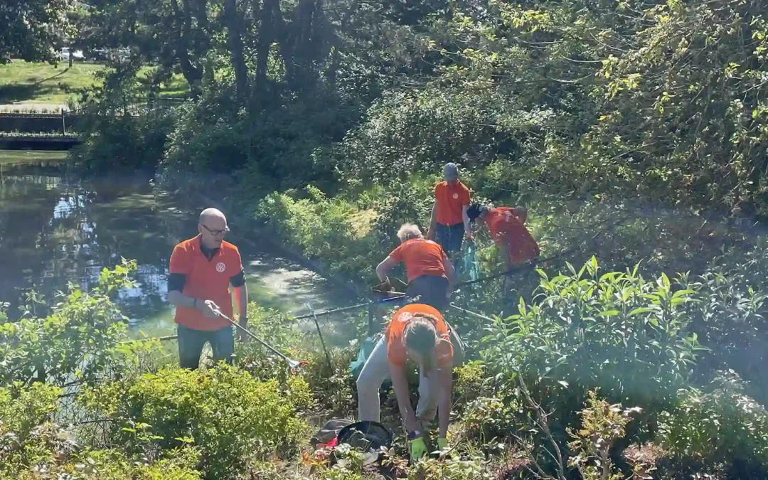 Rotary steunt Water Cleanup