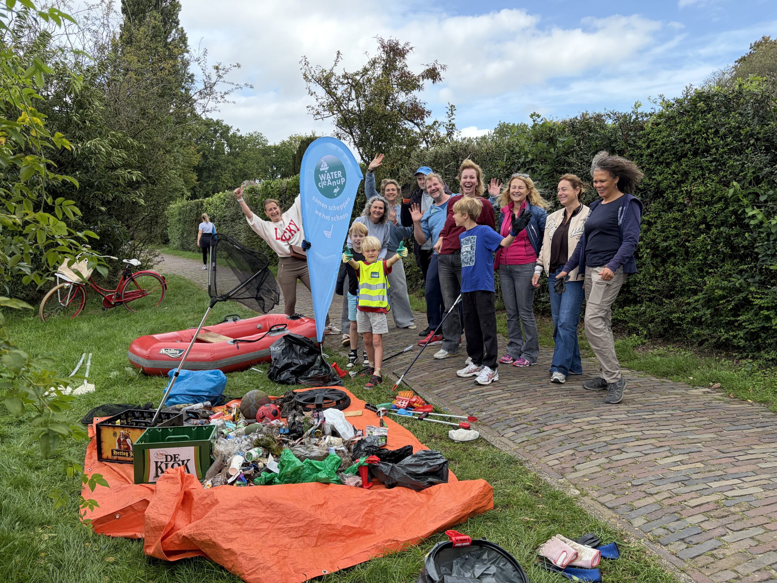 World Cleanup Day 2026: Oogst Water Cleanup met Rotary ruim 32 kilo